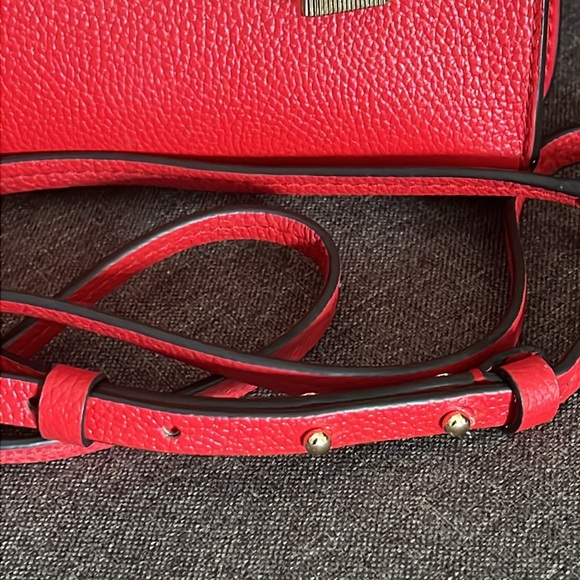 MICHAEL KORS ’MERCER’ PEBBLED LEATHER RED ACCORDIAN TOTE/CROSSBODY NWOT - Picture 8 of 15
